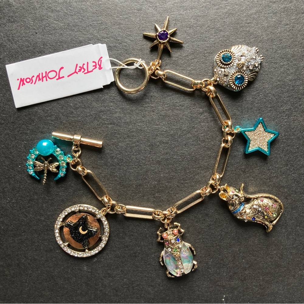 🌱 Betsey Johnson Celestial Charm Bracelet